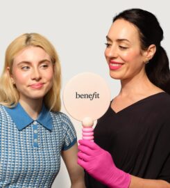Benefit Cosmetics Brow Bar