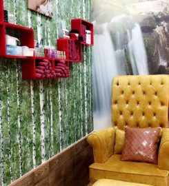 Kunoos Al Jamal Ladies Saloon