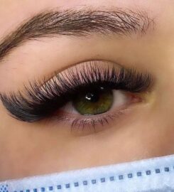 Yash Beauty Lounge