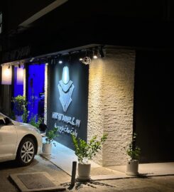 White Hat Salon And Spa