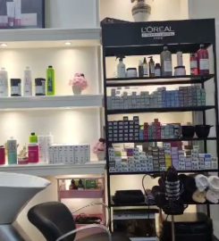 Naya Ladies Salon