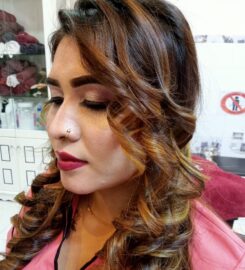 Nashr Ladies Salon